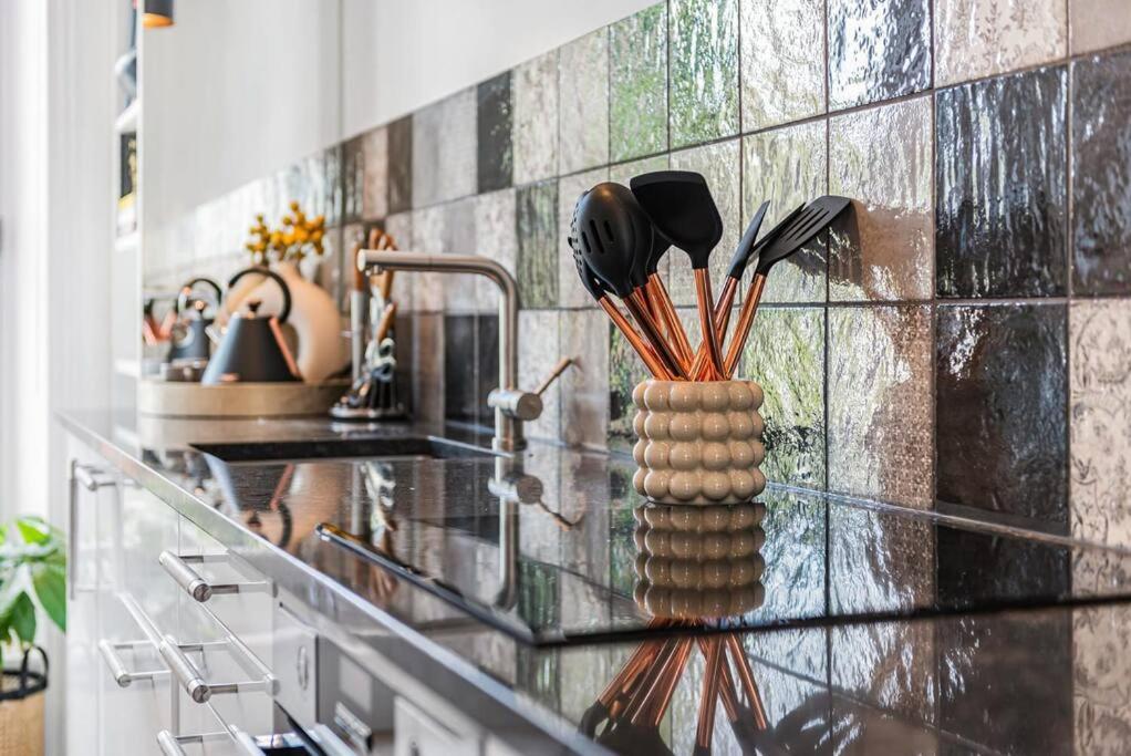 Lady On The Lane- 2 Bed Primrose Hill Apartment London Exterior photo